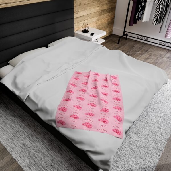 Cowgirl Velveteen Blanket, Pink Plush Throw for Girls - Western Theme Cozy Bedding, Home Decor, Gift Idea, Cowgirl Bedroom Decor, Kids - Image 12